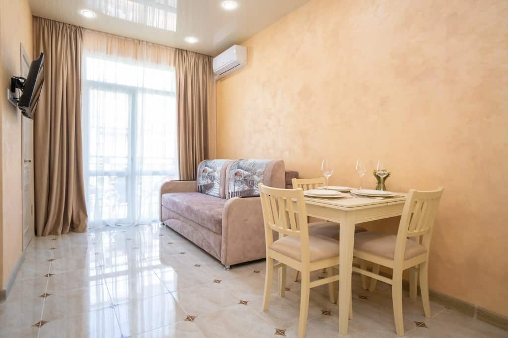 Апартаменты Red Apartments Арт Лайт Бетховен: главное фото 1