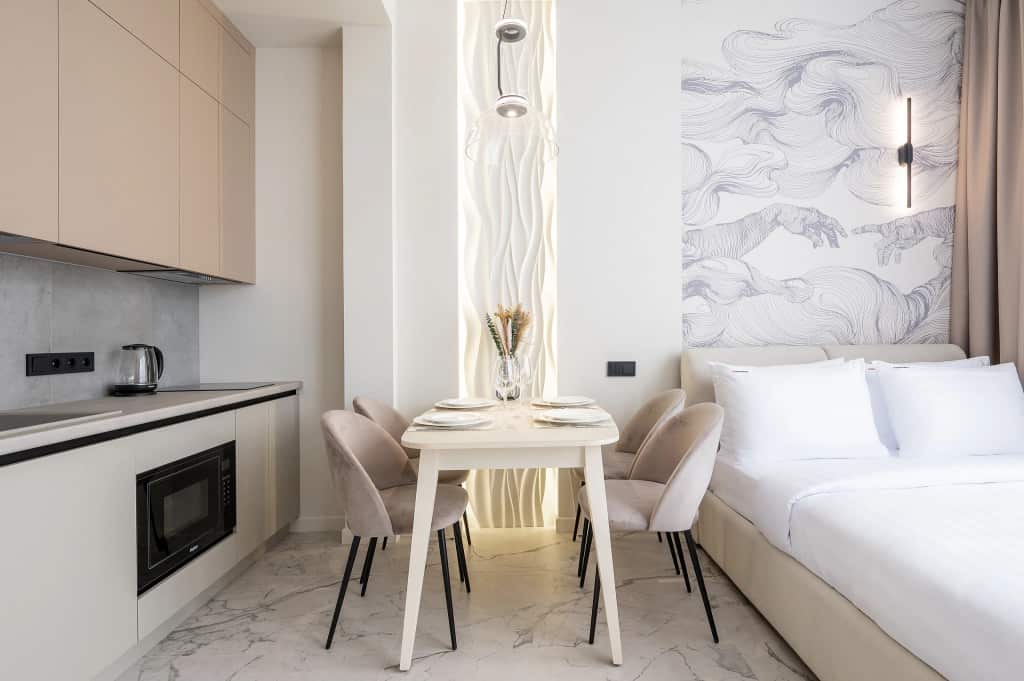 Апартаменты Red Apartments Арт Лайт Сити Апартамент Микеланджело: главное фото 1