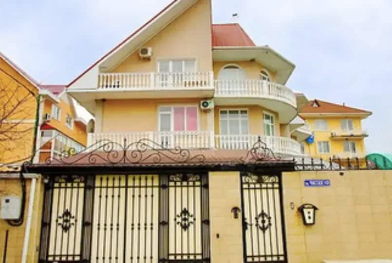 Guest House In Lazarevskoye: главное фото 1