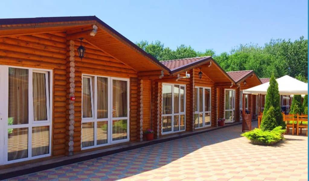 Tikhy Dvorik Holiday Park: главное фото 1