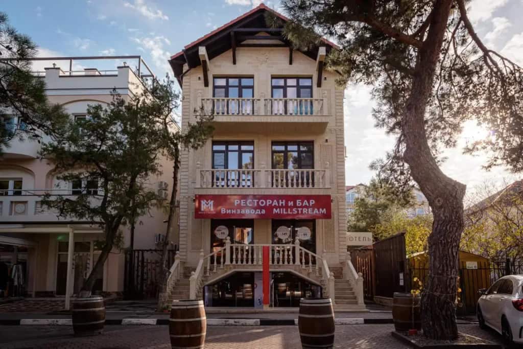 Milstrim Hotel: главное фото 1
