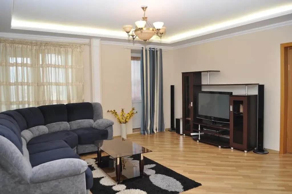 Posutochno Apartments 1905 Goda: фото 2