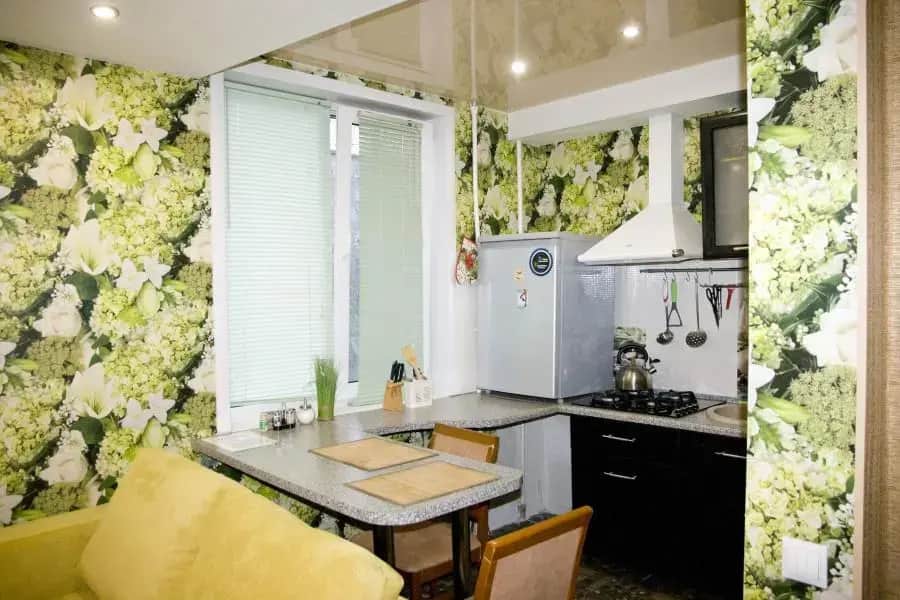 Барбарис на улице Парижской Коммуны 42: фото 2
