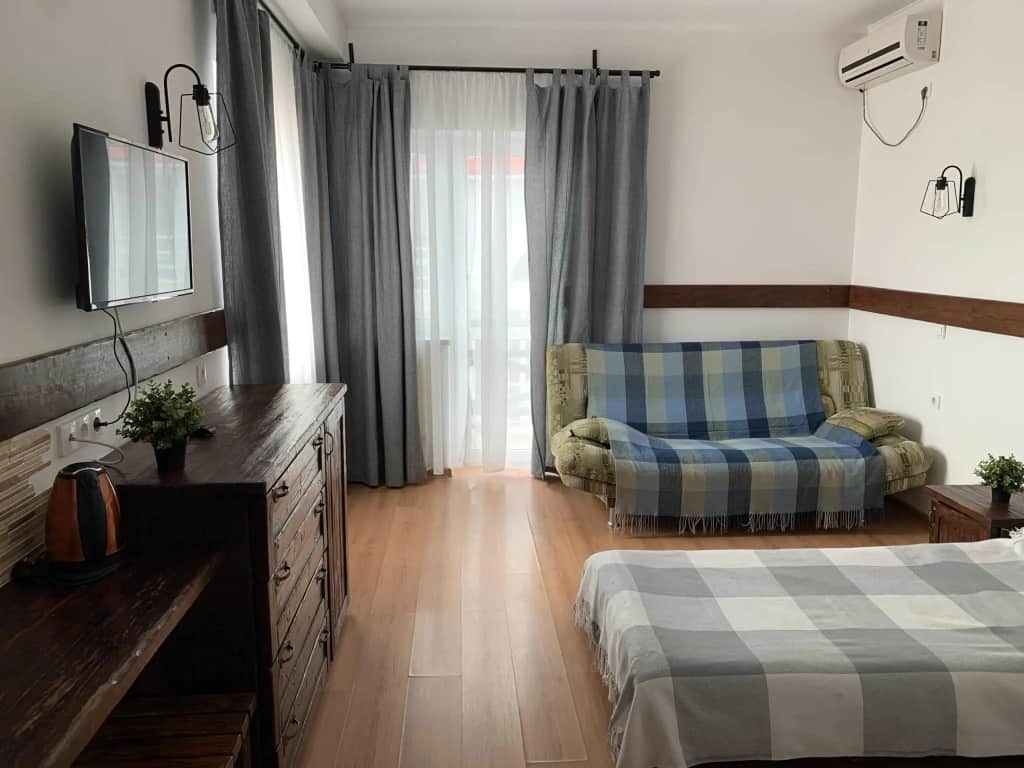 Na Naberezhnoy Guest House: фото 3