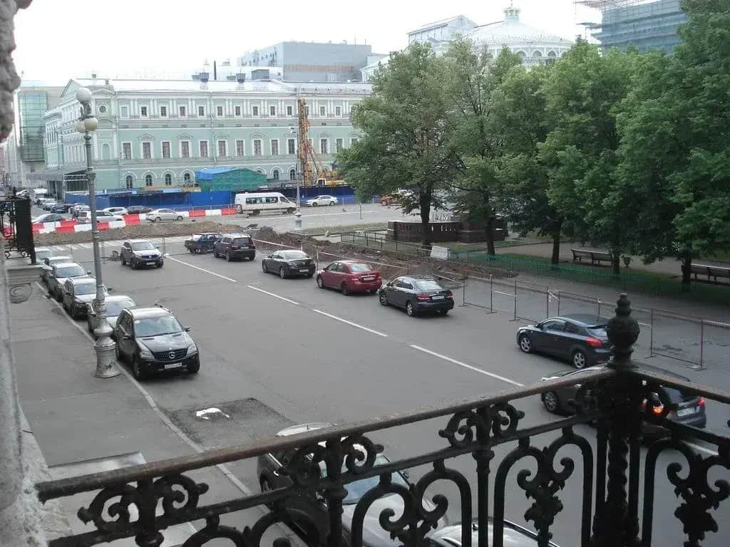 Teatralnaya Ploshchad 12: фото 3