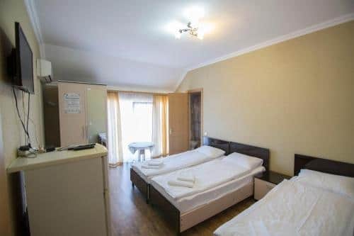 Lazurniy Guest House: фото 2