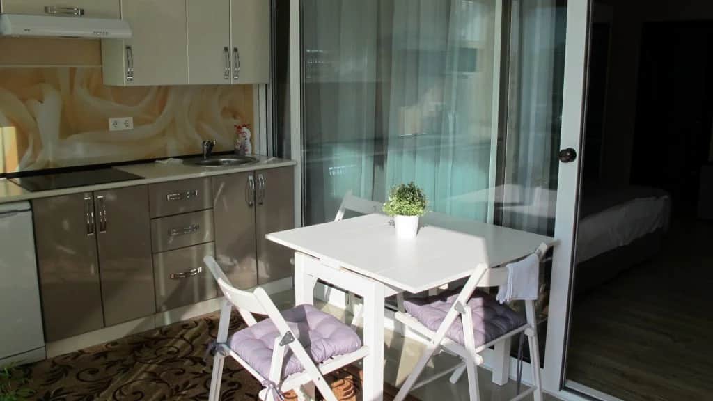 Na Bulvare Nadezhd 4/3 Apartments: фото 3