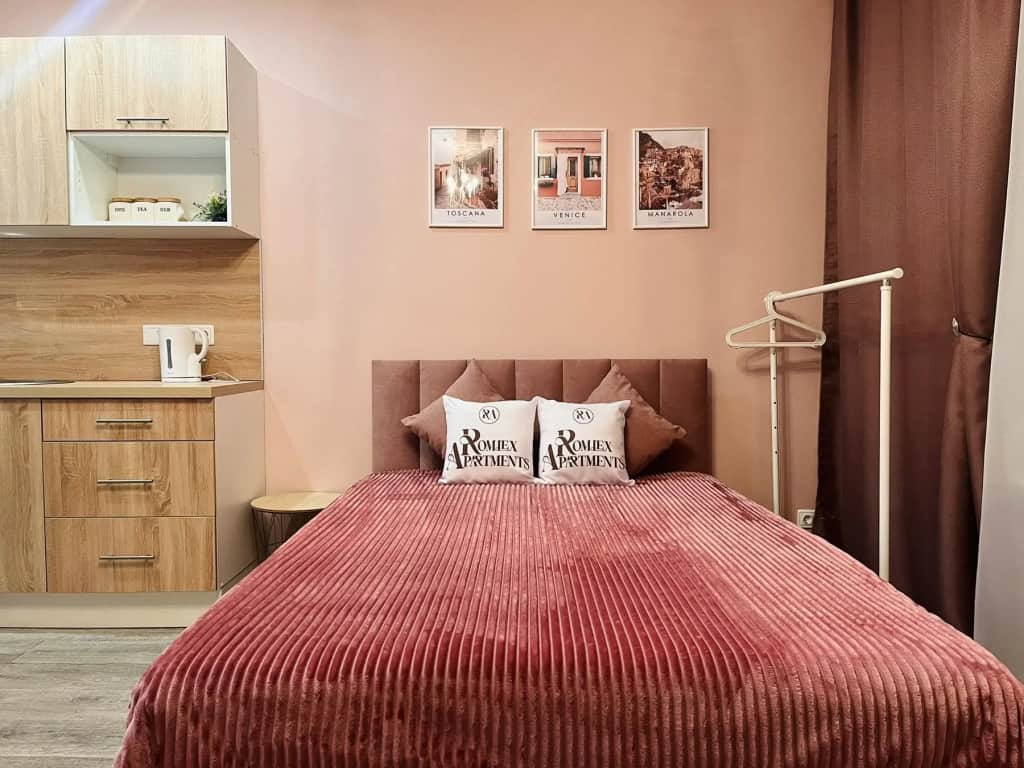 Romlex Apartments (Ромлекс) на улице Чаркова 28: фото 2