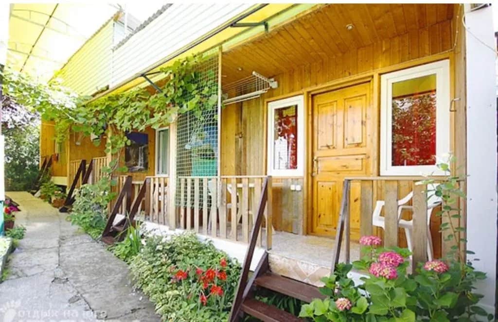 V Sochi Guest House: фото 2