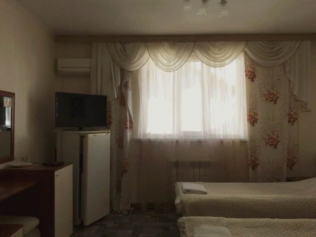 Lyudmila Guest House: фото 2