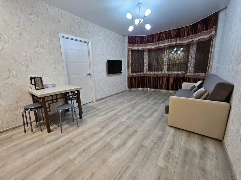 Квартира Однокомнатная с Кухней-Гостиной на Джамбула: фото 2