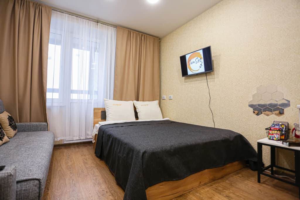 Апартаменты SunSet Родионова 202/1 78: фото 2