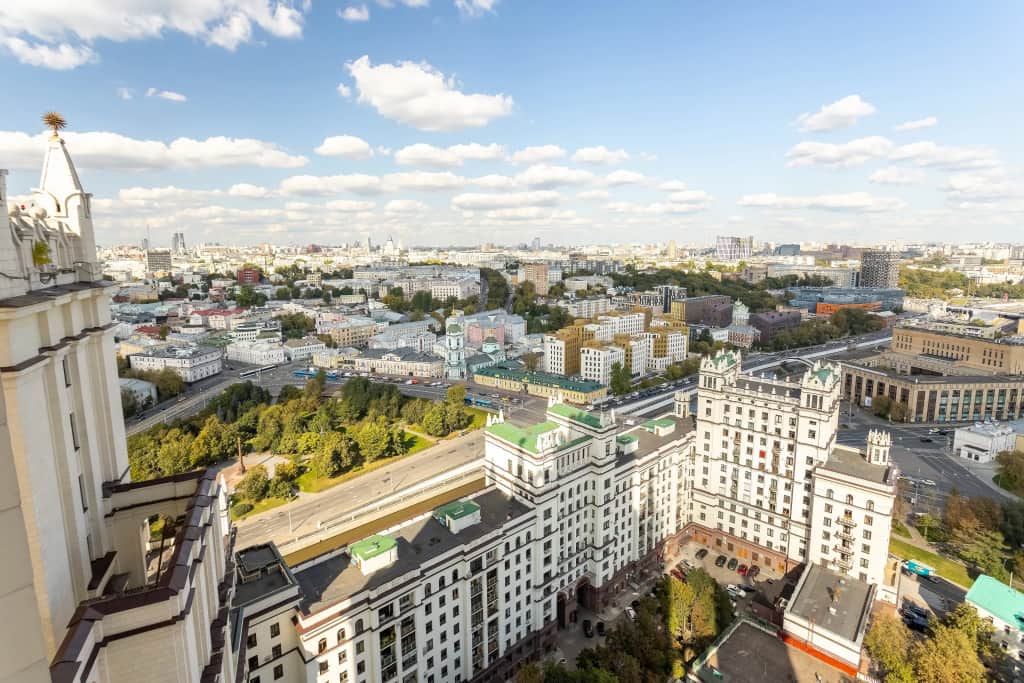 Апартаменты Улучшенные с Балконом и Видом на Город: фото 3