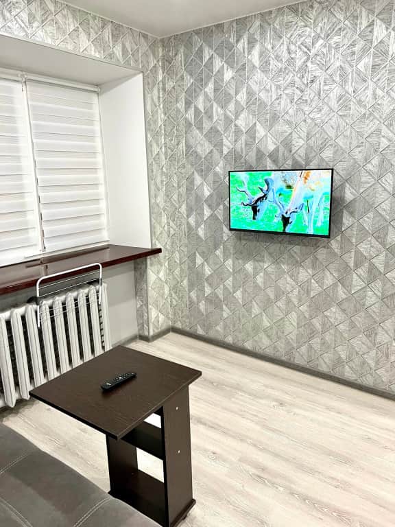 Квартира 2евро в центре Кировска: фото 2