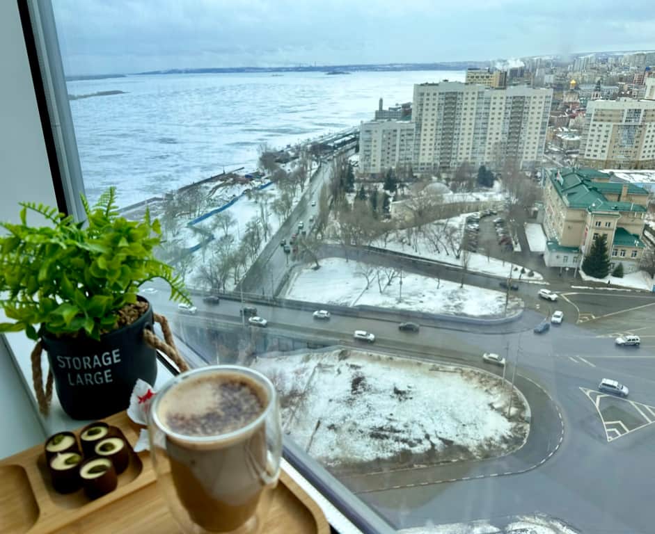 Квартира Комфорт на набережной с шикарным видом возле моста: фото 2