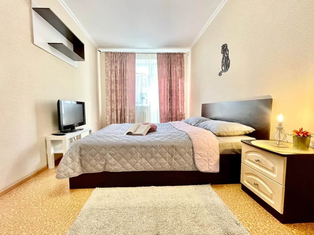 Апартаменты на бульваре Финютина 11 в Крутые ключи: фото 3