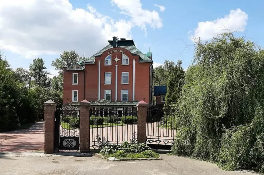 Гостинично-ресторанный комплекс «Альберт Отель»: фото 2