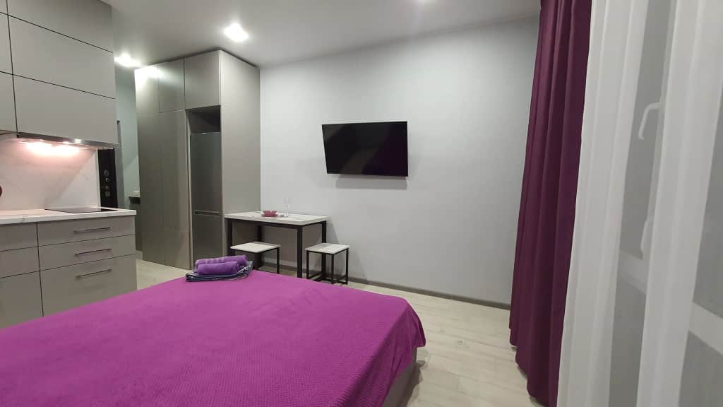 Апартаменты Уютная студия на Веселой 28 от HomeHotelSochi: фото 3