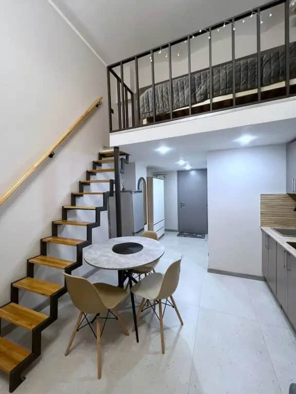 Апартаменты Двухуровневые Clover Studio у метро Бауманская: фото 2