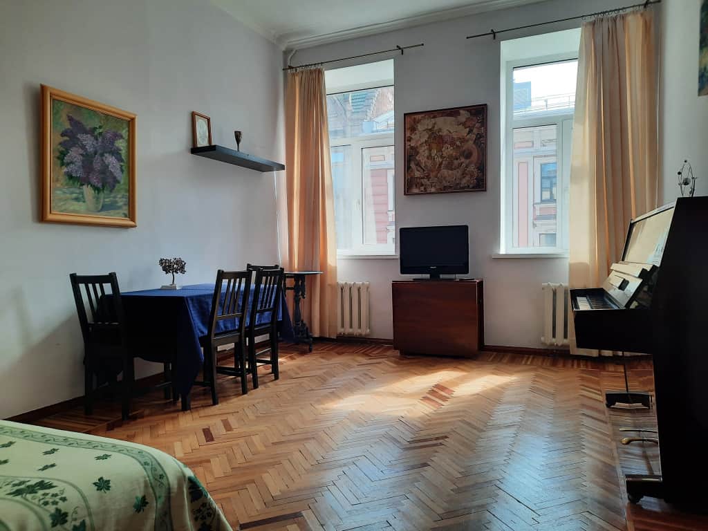 Апартаменты Sutki Rent в Доме Штрауха: фото 3