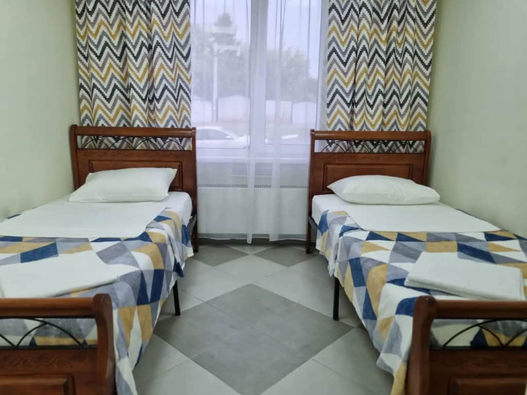 Diplomat Na Molodezhnoy Hotel: фото 3
