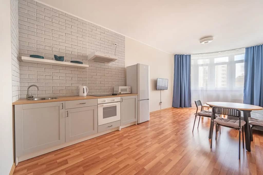 Апартаменты Rooms-ekb на улице 8 Марта 190 (17 этаж): фото 3