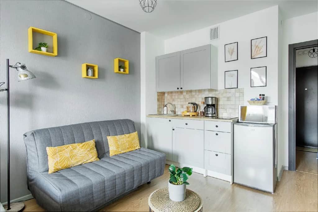 Квартира Yellow Apart рядом с Метро Ладожская: фото 2