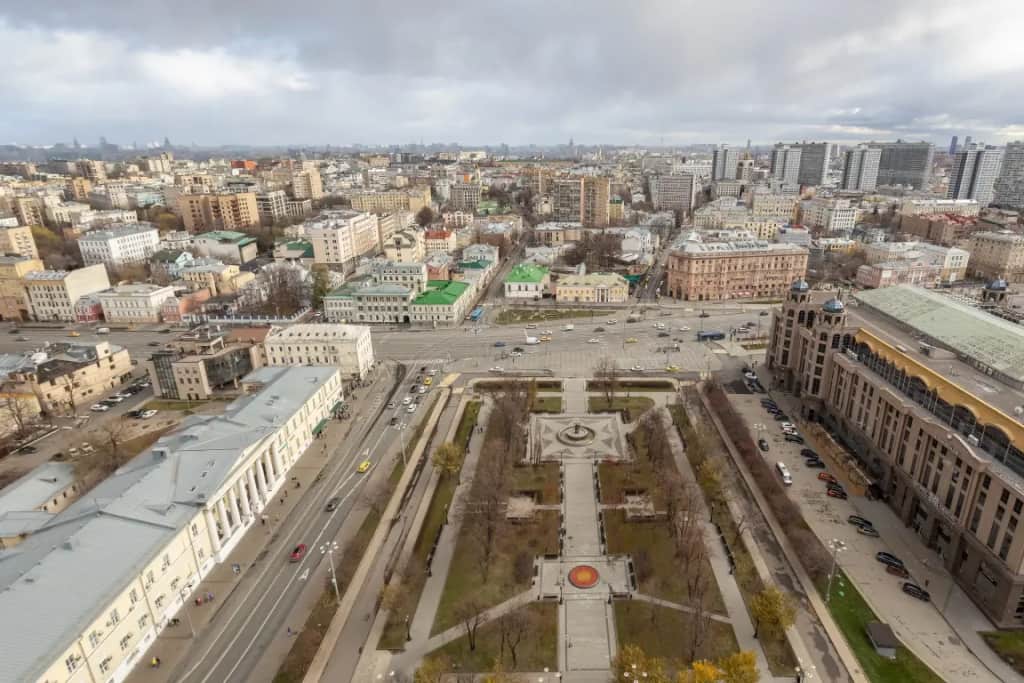 Апартаменты Люкс с Балконом и Видом на Арбат: фото 3