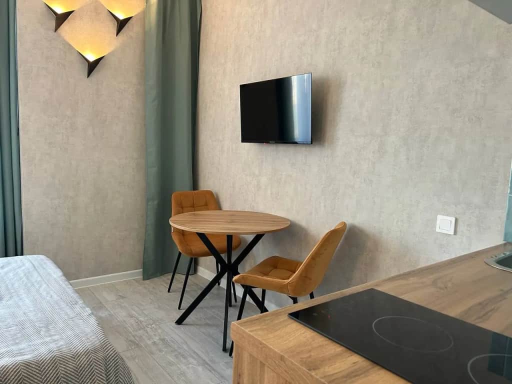 Апартаменты Moon Tower стильная студия в центре: фото 3