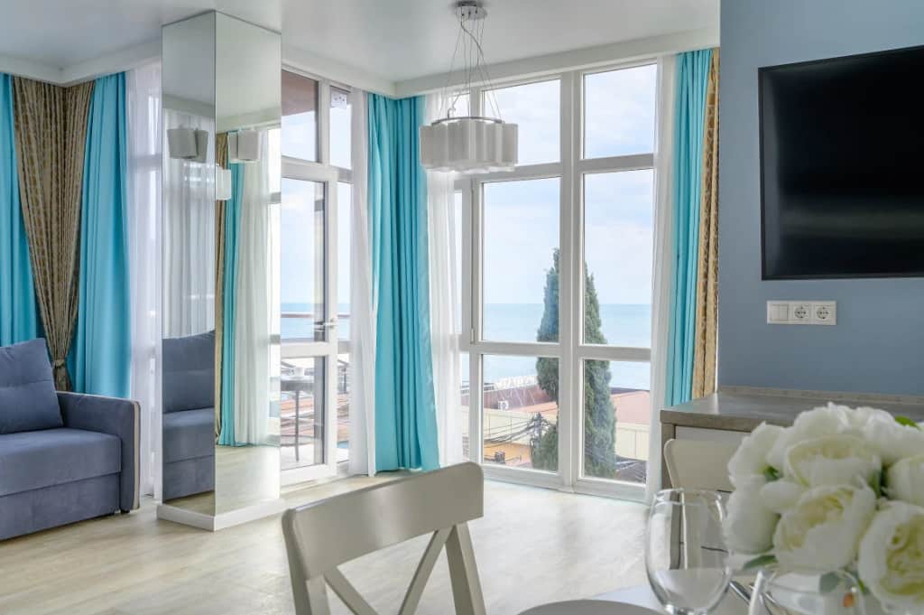 Апартаменты Red Apartments Нижнеимеретинская 137А Лоррэн: фото 2