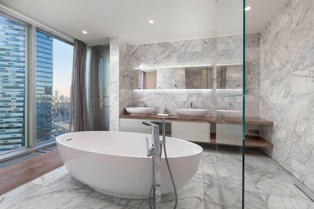 Апартаменты Москва Сити SkyRent24 Трехкомнатные с Панорамной Ванной: фото 2
