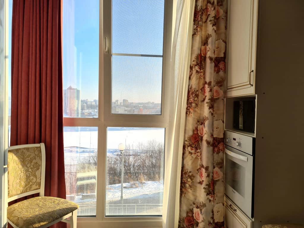 Квартира 3-к с панорамными окнами на залив от RentAp, 6 сп.мест: фото 2