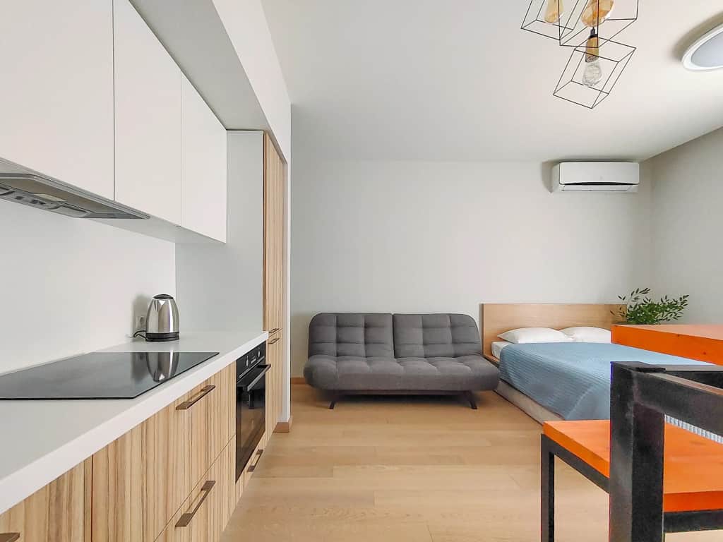 Aпартаменты #1 Superior studio for 2+2 by Lo Apartments: фото 3