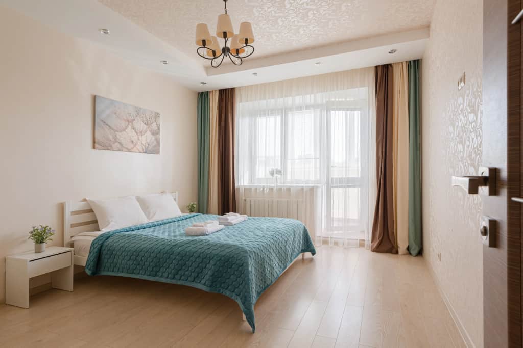 Квартира 2-к в самом центре в новом доме на Ленина 7Б от RentAp, 5 сп.мест: фото 2