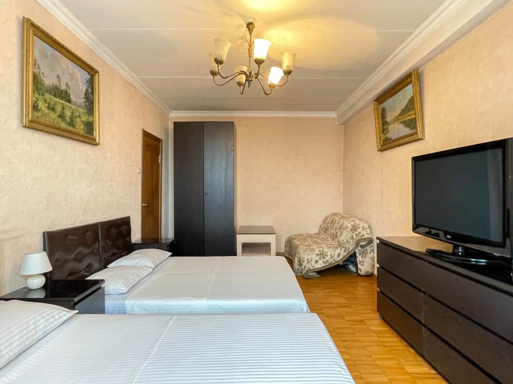 Квартира Двухкомнатная Рядом с Экспоцентром: фото 2