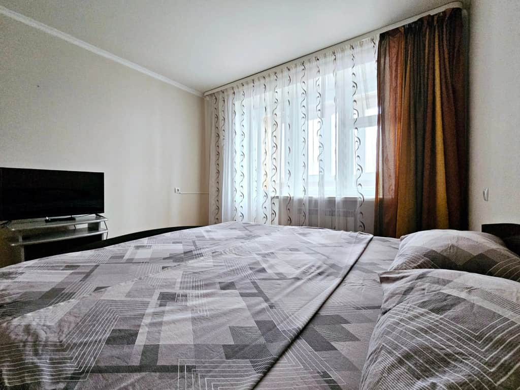 Квартира Двухкомнатная по Улице Гладкова: фото 2