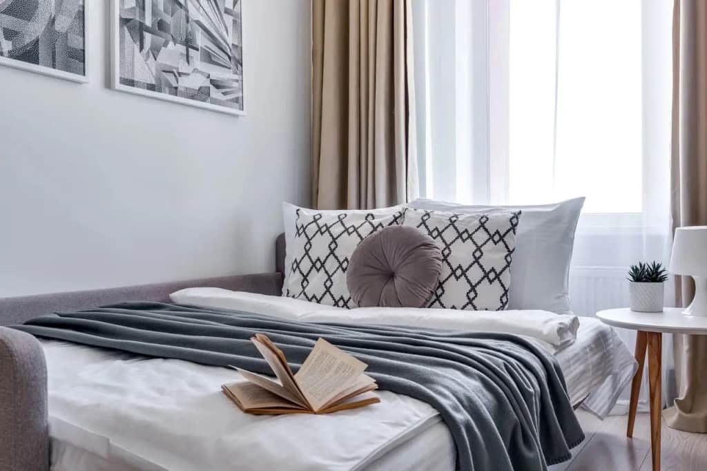 Апартаменты Grey's Apartment с Видом на Город: фото 2