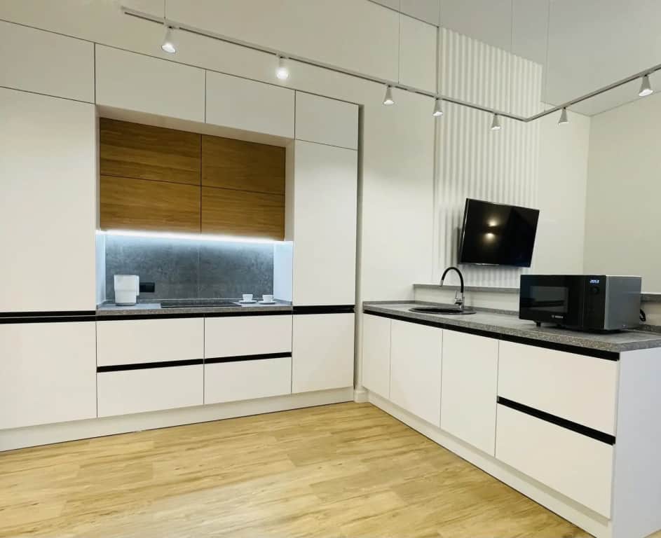 Апартаменты Apartburo в бельэтаже у моря: фото 3