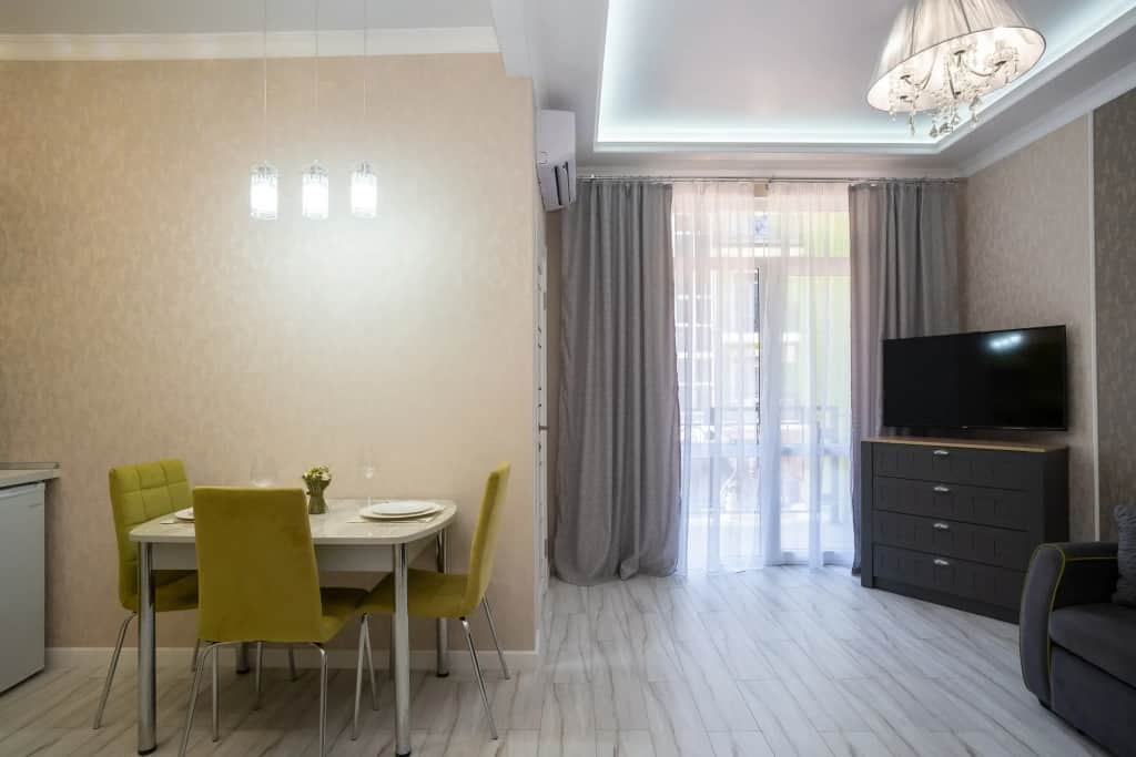 Апартаменты RED APARTMENTS Арт Лайт Сити апартамент Тициан: фото 3