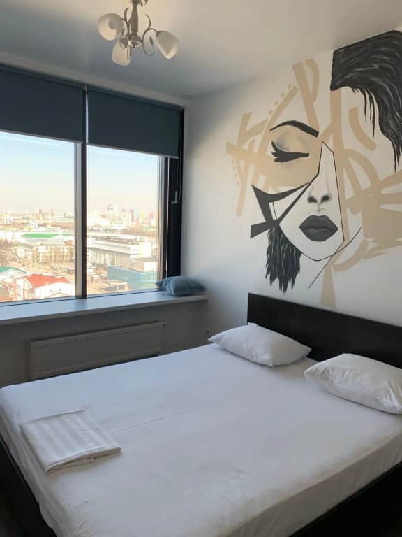 Апартаменты Apartanik Малышева 42а-1309: фото 3