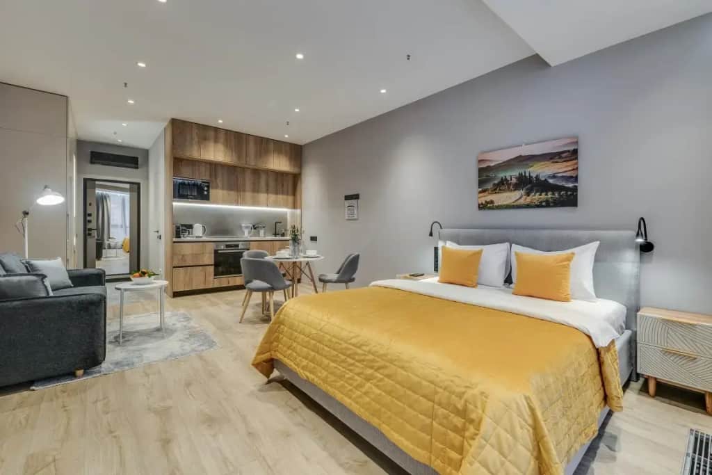 Апартаменты Трёхместные Делюкс с Видом на Город Business Apartments: фото 3