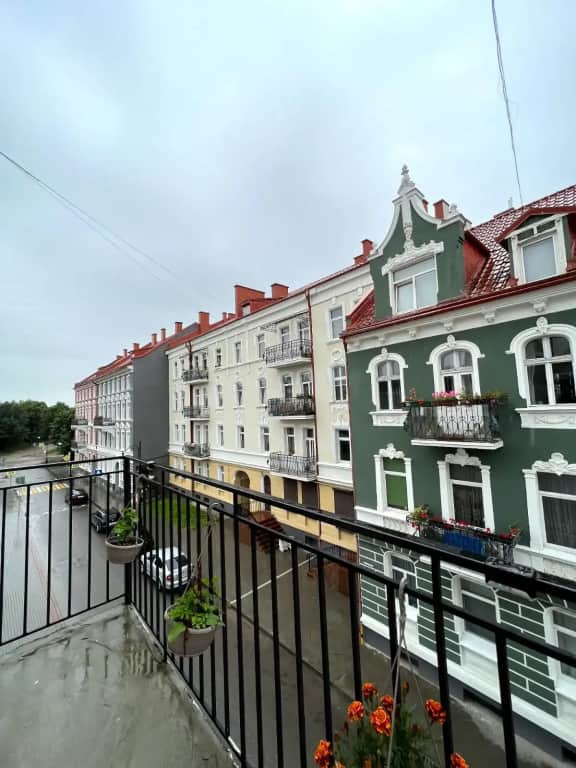 Апартаменты Стильные 2х-комнатные на Театральной с Шикарным Видом: фото 3