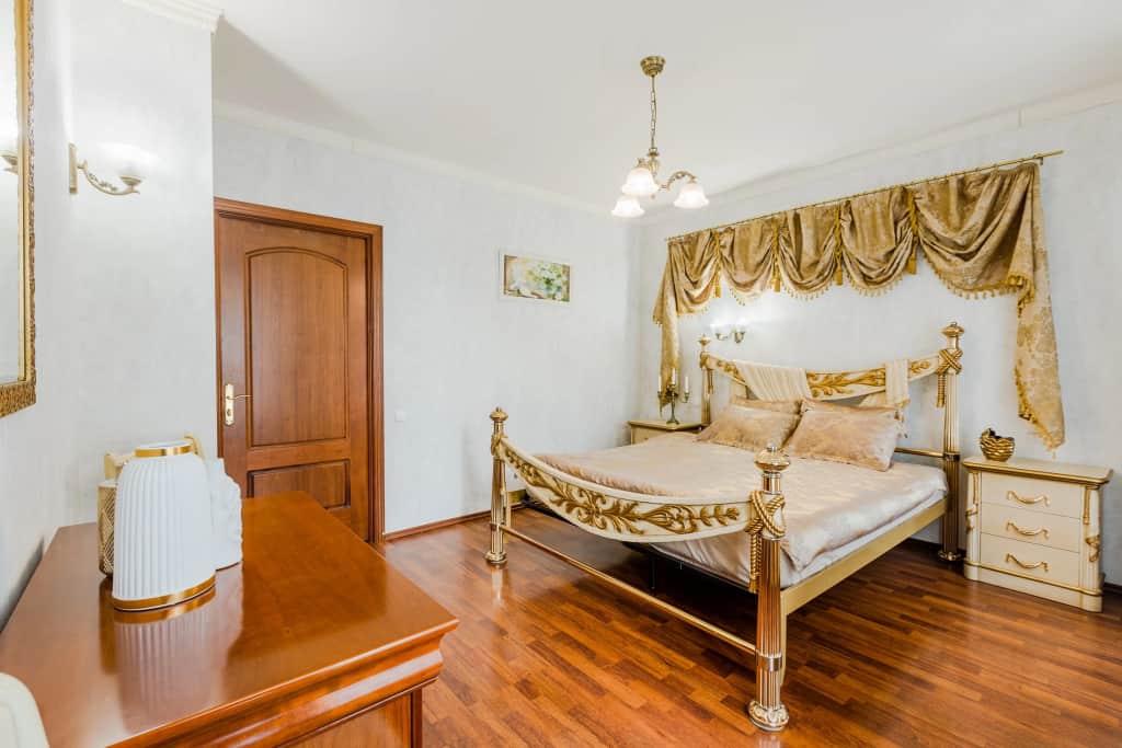 Апартаменты Nevsky 45 3 bedrooms & 2 bathrooms 8 persons: фото 2