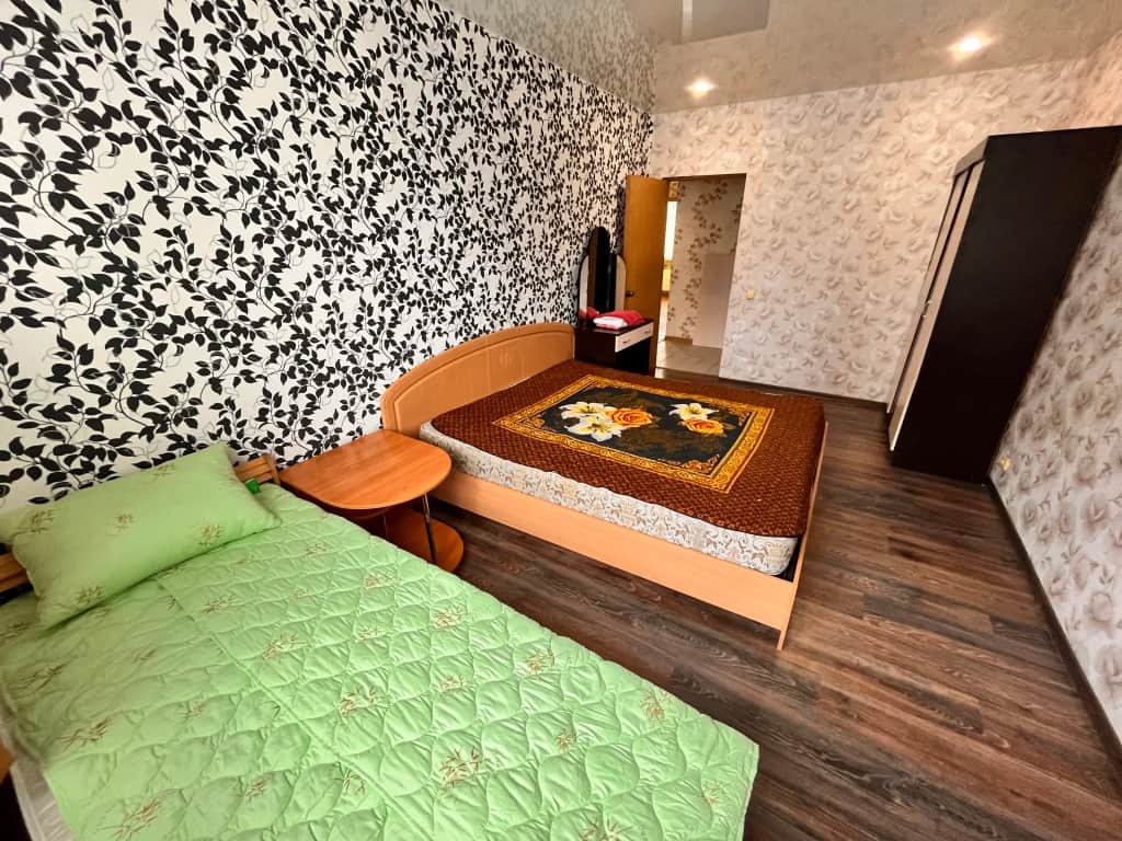 Квартира 2-х комнатная с 5 кроватями: фото 2
