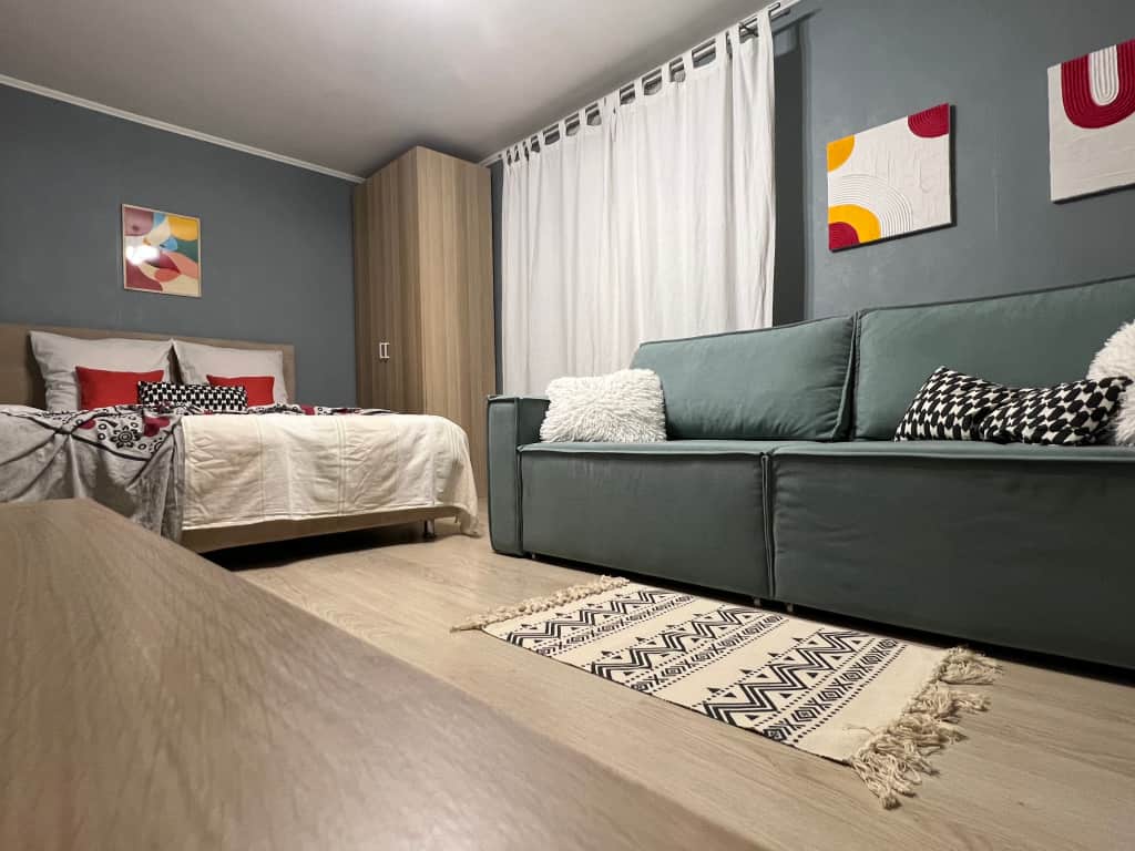 Квартира Art Room в минуте от метро Молодежная: фото 3