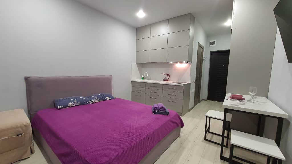 Апартаменты Уютная студия на Веселой 28 от HomeHotelSochi: фото 2