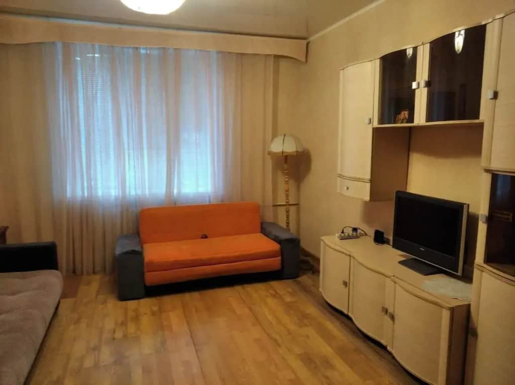Квартира Просторная Cталинка Рядом 7 больницей: фото 2