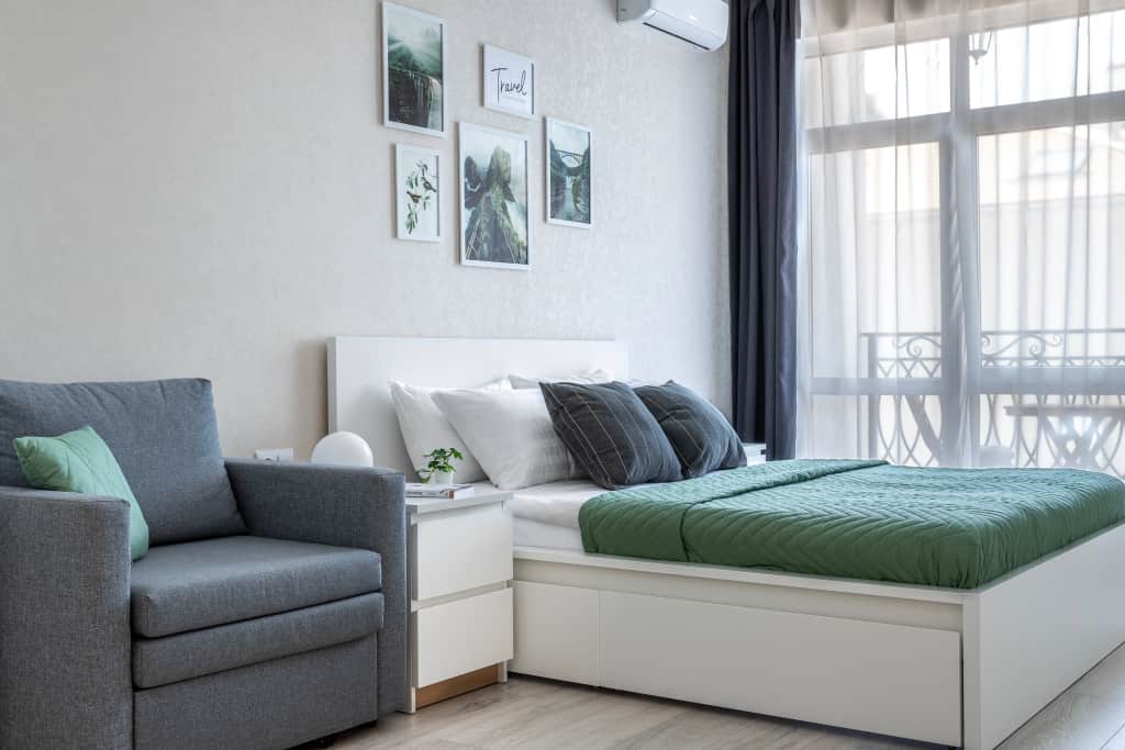 Апартаменты Светлые Уютные на Первой Береговой Линии от Home Group apartments: фото 2