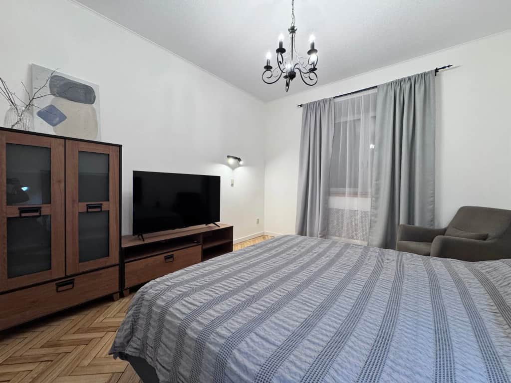 Квартира 3-комнатная YarApartments на Свободы 58: фото 2
