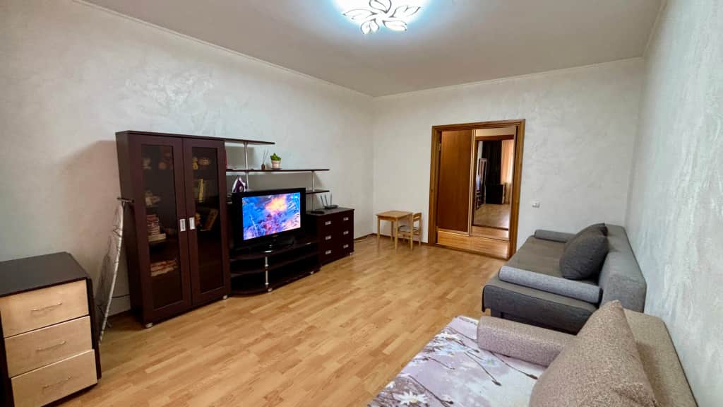 Квартира Трехкомнатная в Зеленой роще Уфы: фото 2